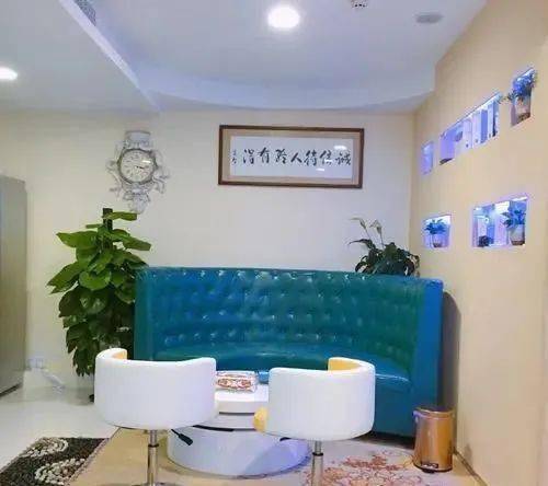 體驗(yàn)免費(fèi)的美容嗎 讓你一分不剩的那種 南寧這些美容店很坑